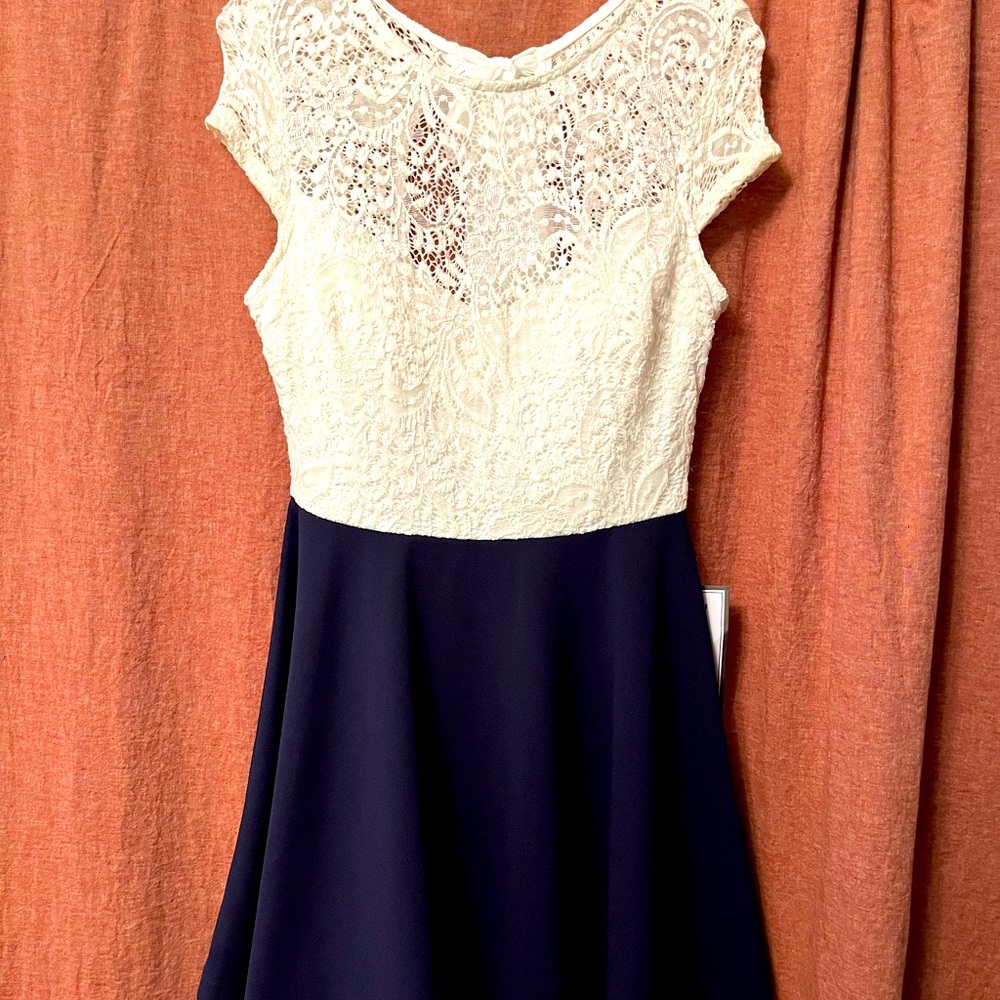NWT White/Navy Blue Dress